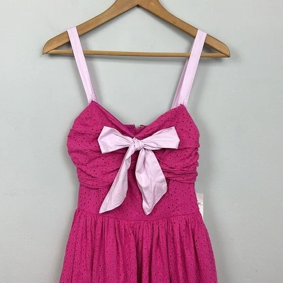 NWT Fushsia Pink Eyelet Flare Dress Sz M - Picture 5 of 12